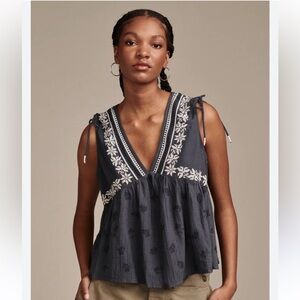 Lucky Brand  RuchedShoulder Deep V Neck Top size Large